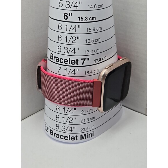 Fitbit Versa FB504 Smartwatch Fitness Heart Rate Bluetooth Extr Bands No Charger - Picture 7 of 11